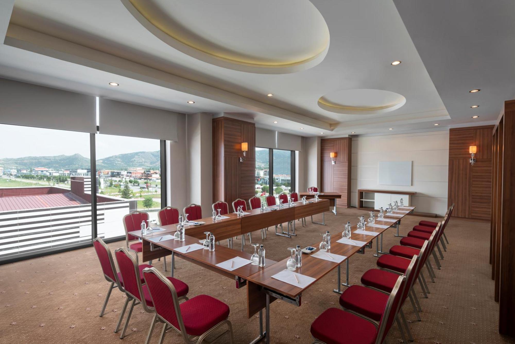 Ng Afyon Wellness & Convention Hotell Afyonkarahisar Eksteriør bilde